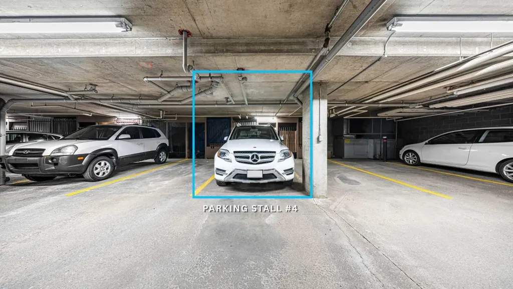 70 Panamount Drive NW Calgary AB T3K 6K3