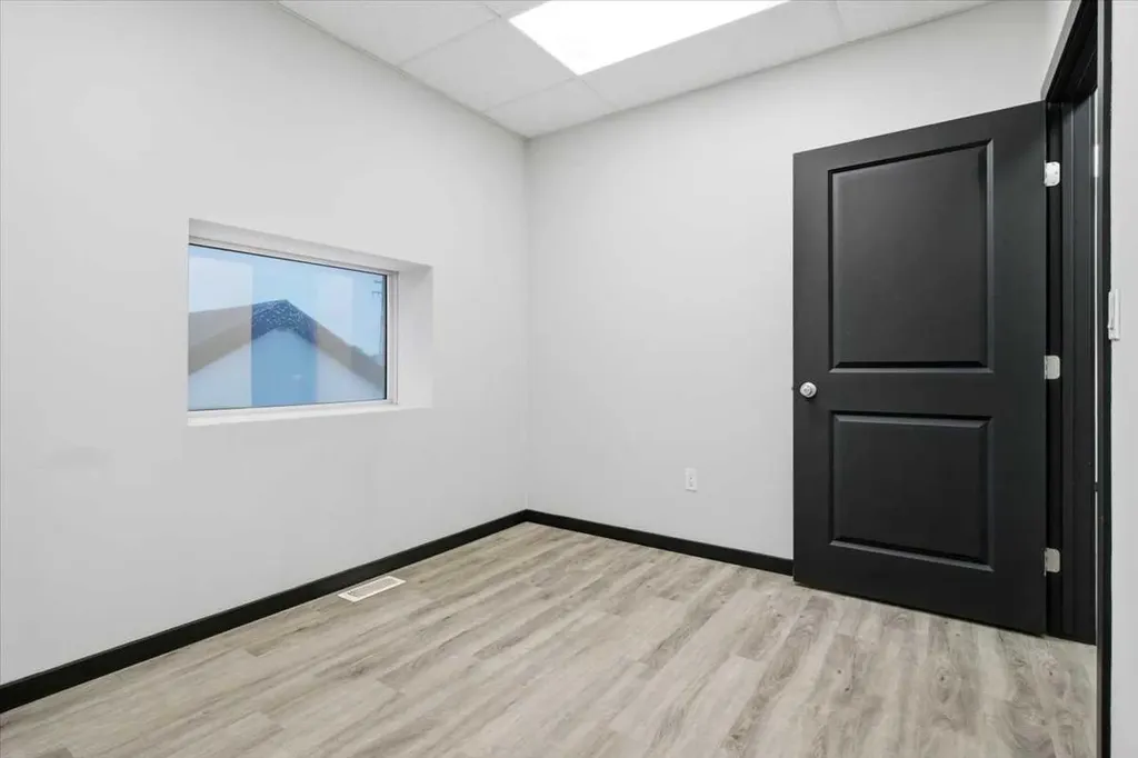 10508 96 Avenue Grande Prairie AB T8V 5S2