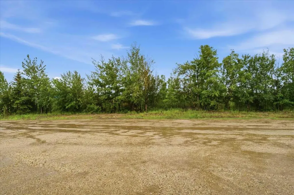 10508 96 Avenue Grande Prairie AB T8V 5S2