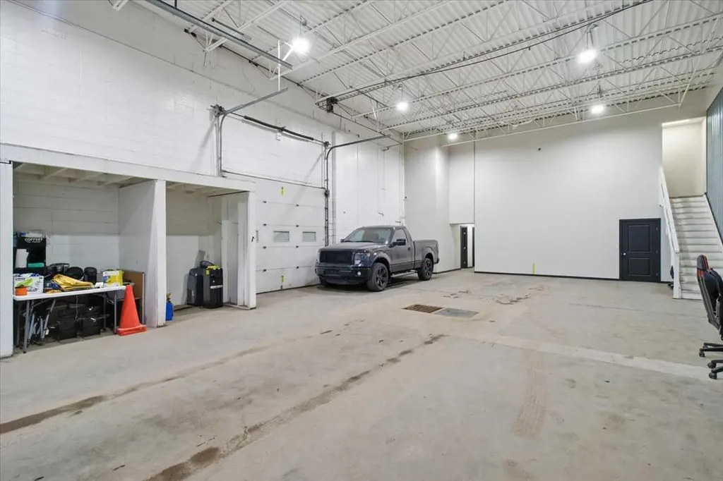 10508 96 Avenue Grande Prairie AB T8V 5S2