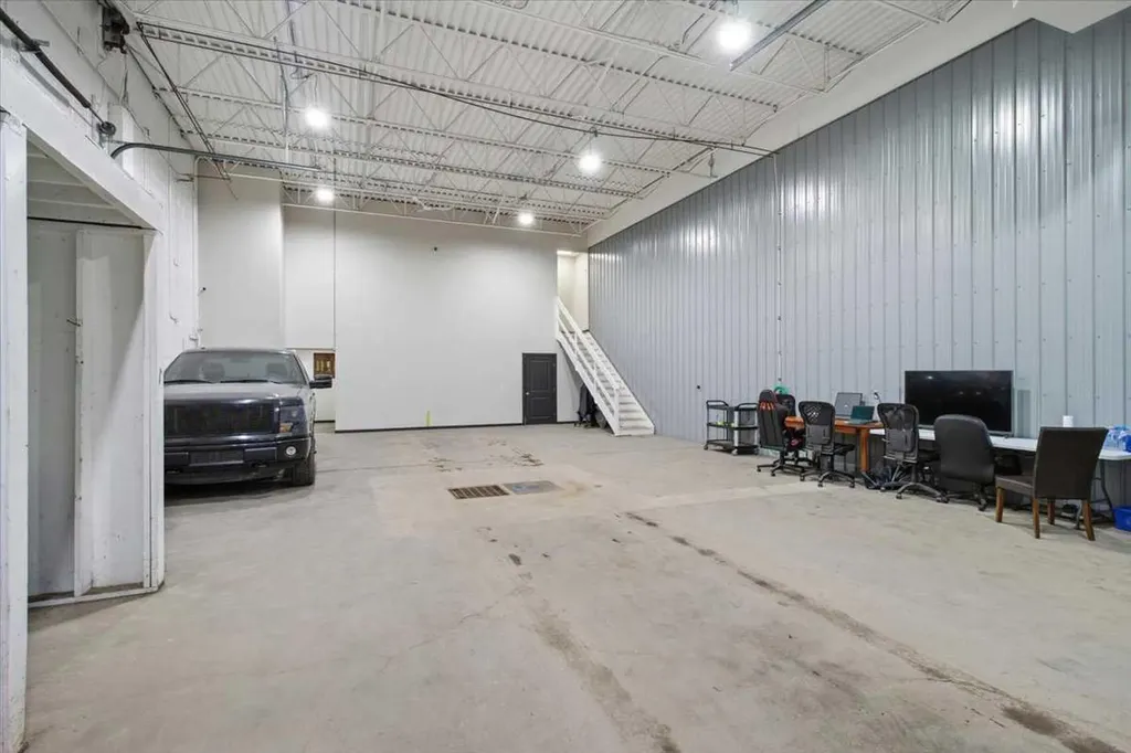 10508 96 Avenue Grande Prairie AB T8V 5S2
