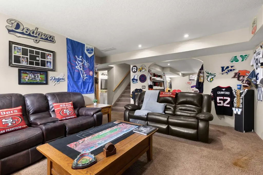 23 Stanfield Place SE Medicine Hat AB T1B4J2