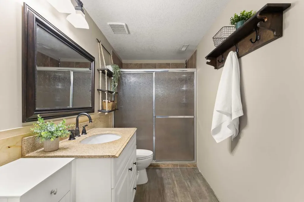 23 Stanfield Place SE Medicine Hat AB T1B4J2