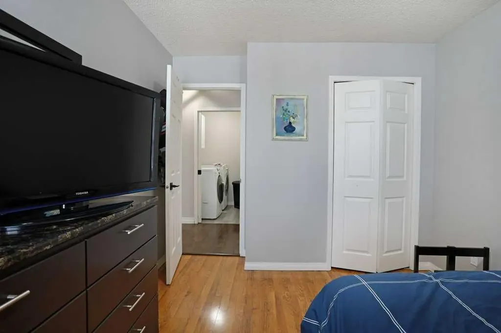 65 Parkland Way E Brooks AB T1R0M6