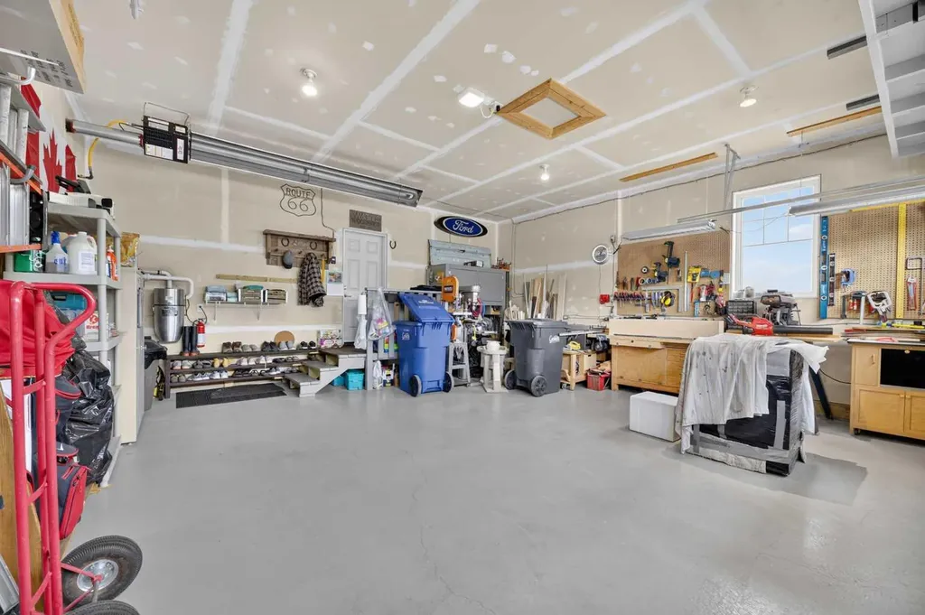 758 Stonehaven Drive Carstairs AB T0M0N0