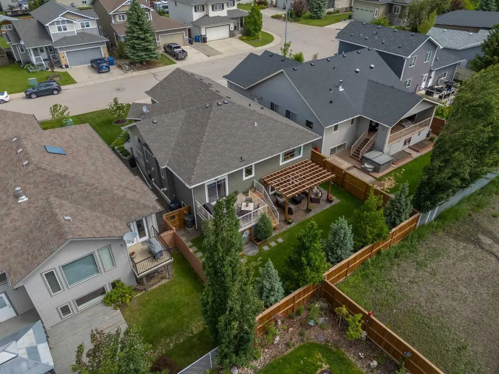 758 Stonehaven Drive Carstairs AB T0M0N0