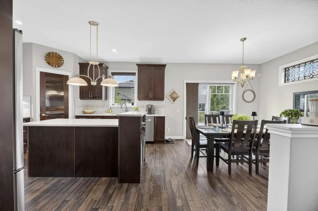 758 Stonehaven Drive Carstairs AB T0M0N0