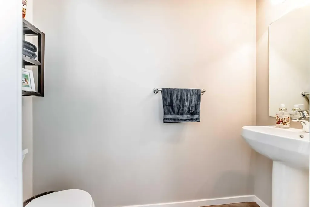 67 Mahogany Drive SE Calgary AB T3M 2K3