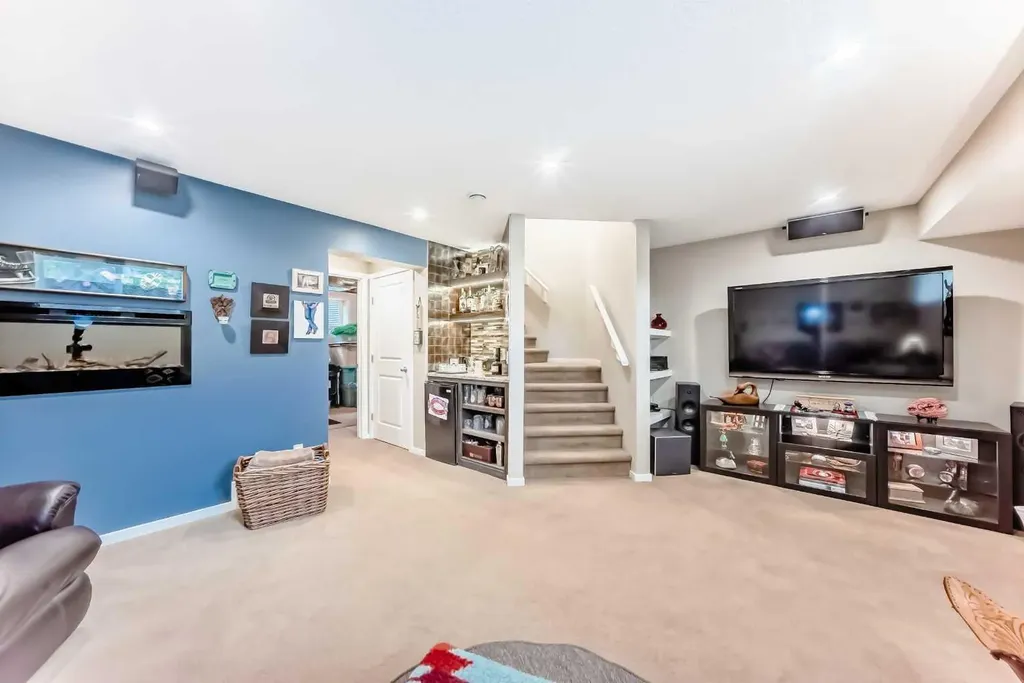 67 Mahogany Drive SE Calgary AB T3M 2K3