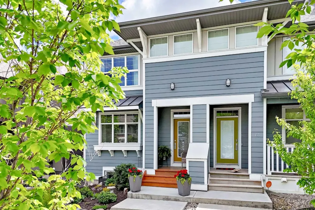 67 Mahogany Drive SE Calgary AB T3M 2K3