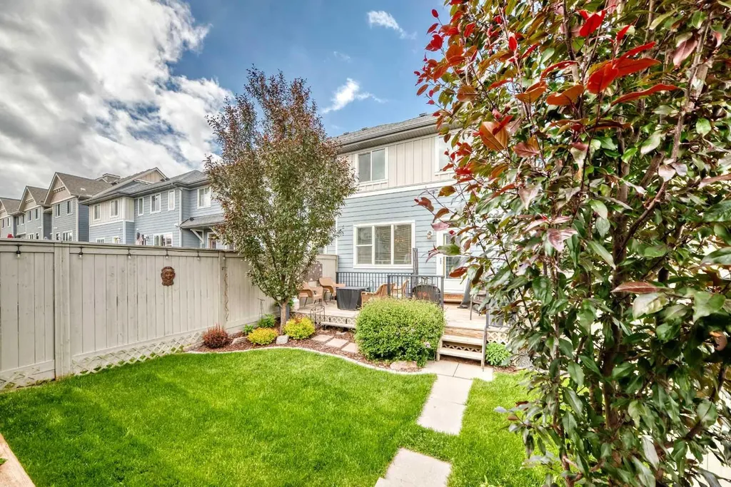 67 Mahogany Drive SE Calgary AB T3M 2K3