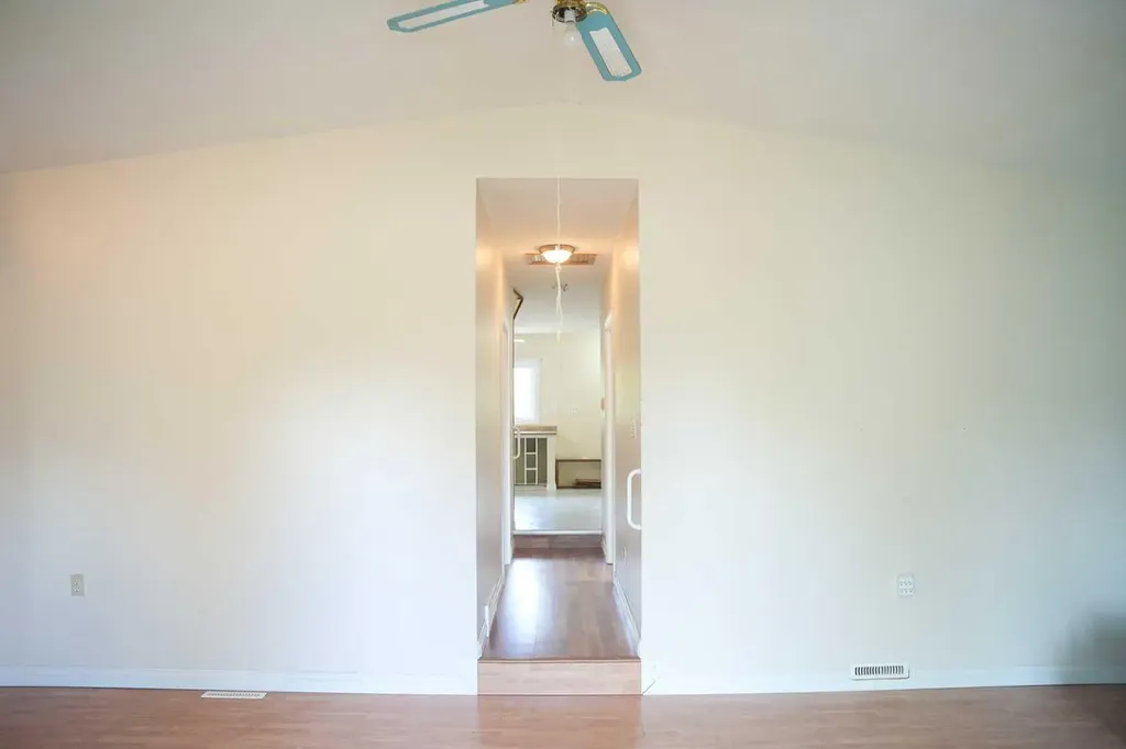 4927 51 Street Hardisty AB T0B 1V0