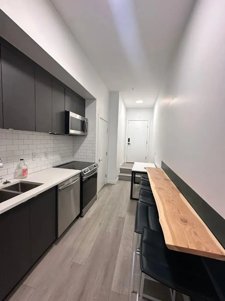4535 Bowness Road Road NW Calgary AB T3B 6A9