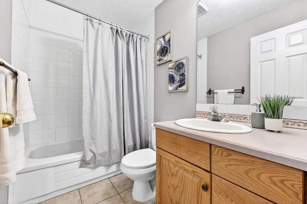 635 Marsh Road NE Calgary AB T2E5B4