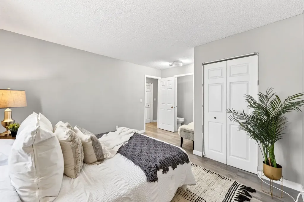 635 Marsh Road NE Calgary AB T2E5B4
