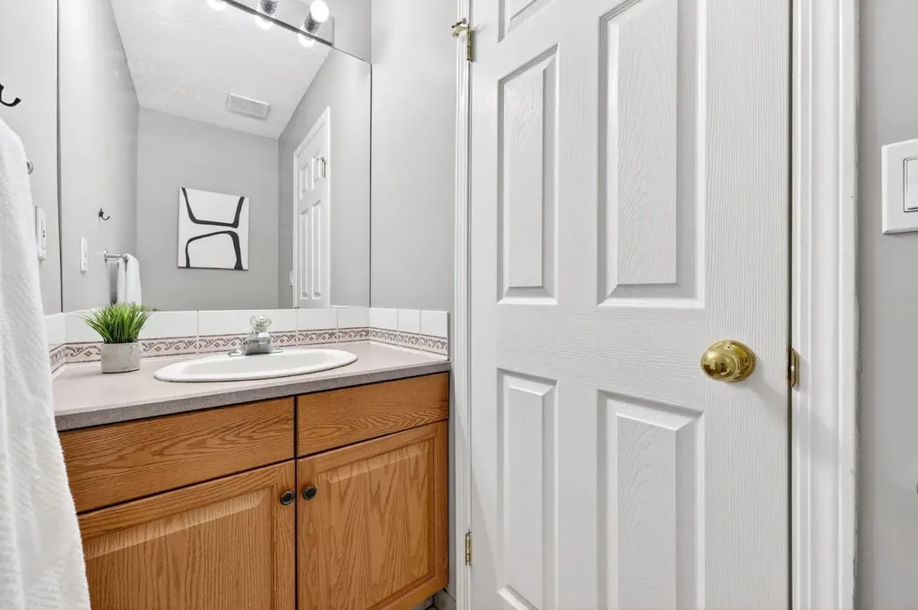 635 Marsh Road NE Calgary AB T2E5B4
