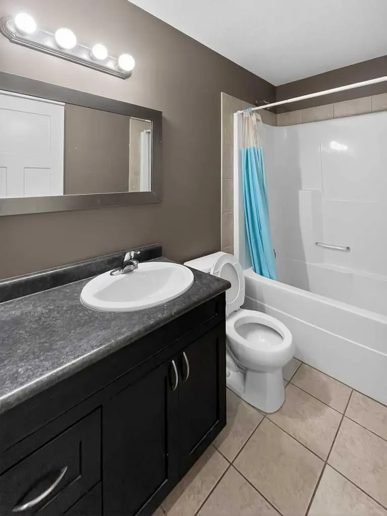 10256 85 Street Grande Prairie AB T8X0K3