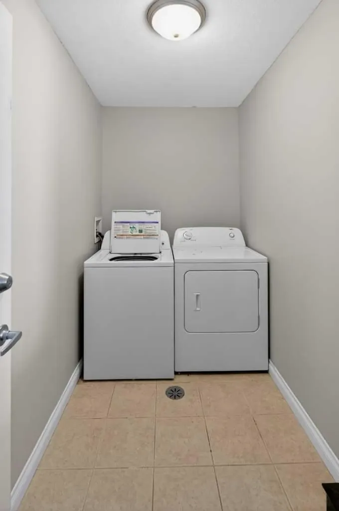10256 85 Street Grande Prairie AB T8X0K3