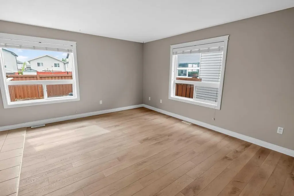 10256 85 Street Grande Prairie AB T8X0K3