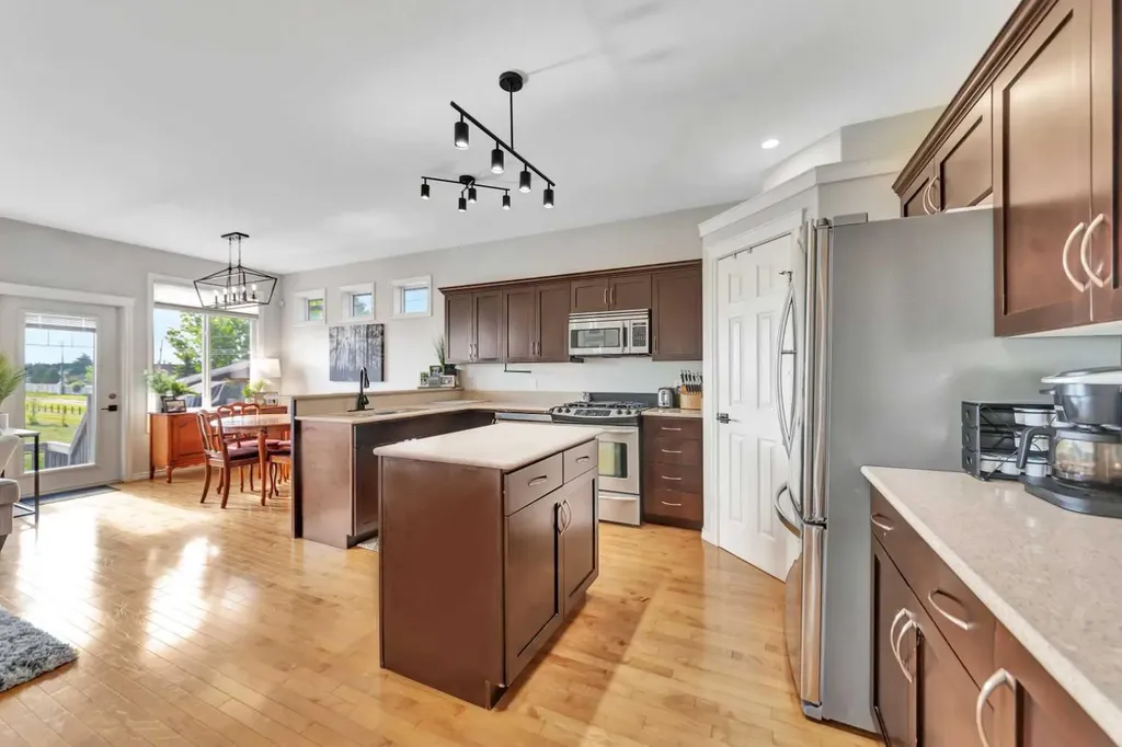 5304 51 Street Blackfoot AB T0B0L0