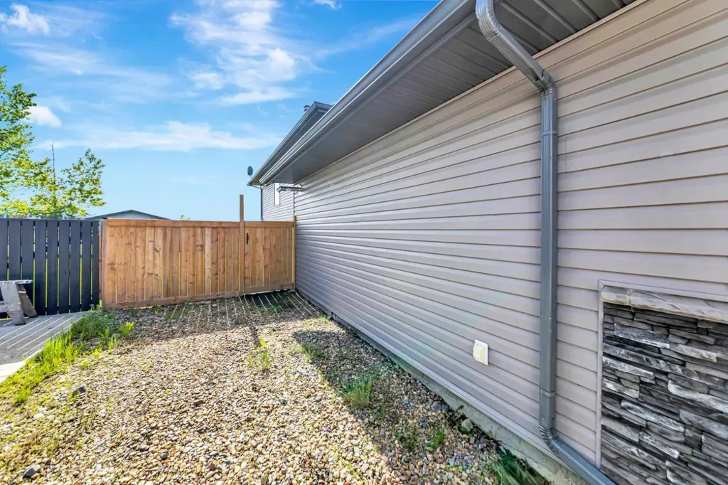 5304 51 Street Blackfoot AB T0B0L0