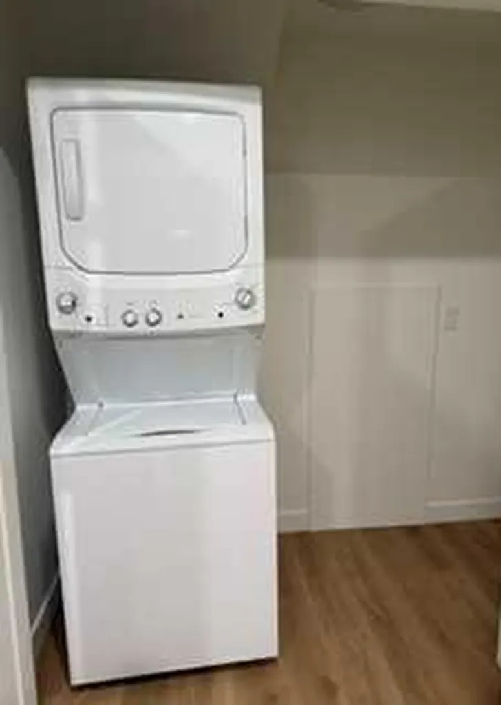 12937 102a Street Grande Prairie AB T8V 6T1