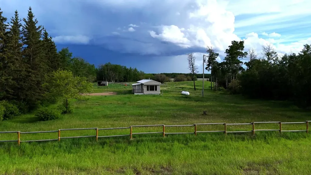 74078 Range Road 13 Debolt AB T0H 1B0