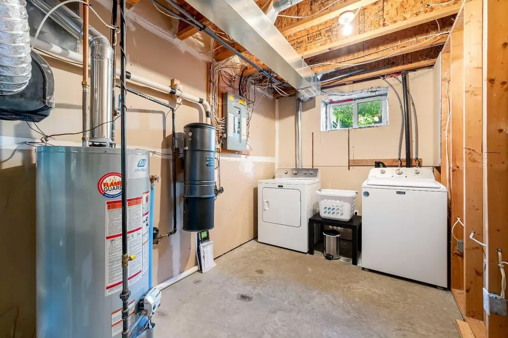 3101 51 Avenue Lloydminster AB T9V 1H9