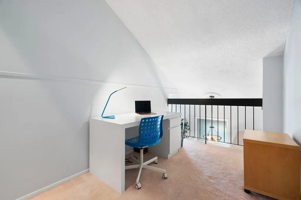 3302 50 Street NW Calgary AB T3A 2C6