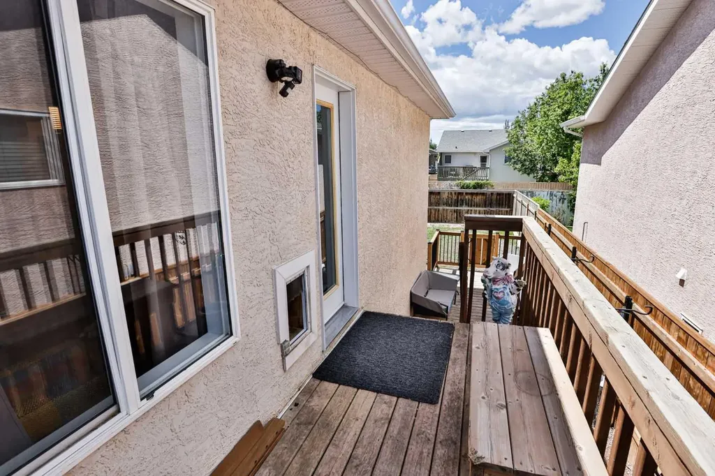34 Chilcotin Way W Lethbridge AB T1K 7L7