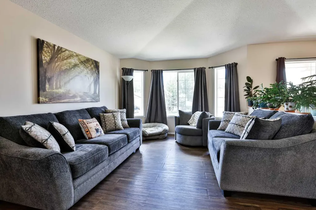 34 Chilcotin Way W Lethbridge AB T1K 7L7