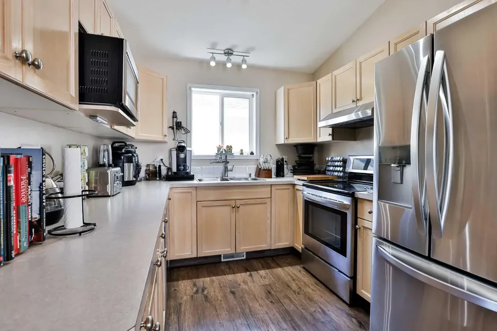 34 Chilcotin Way W Lethbridge AB T1K 7L7