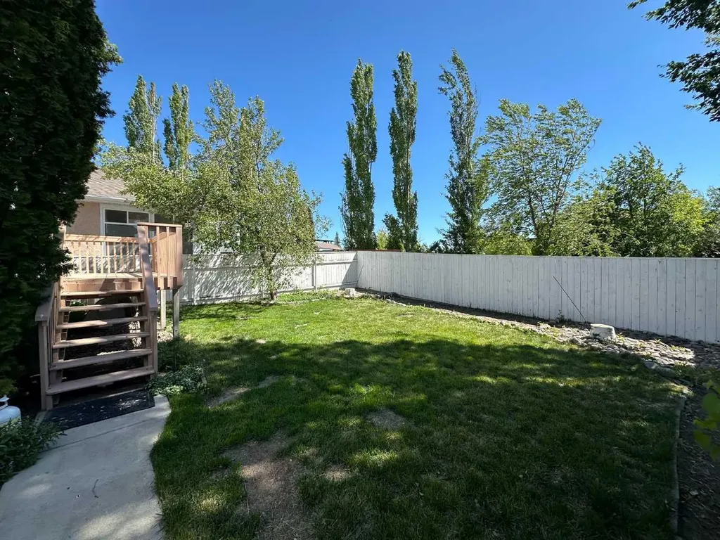 252 Red Crow Boulevard W Lethbridge AB T1K7B6