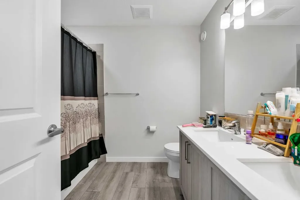 107 Palomino Street Cochrane AB T4C3B2