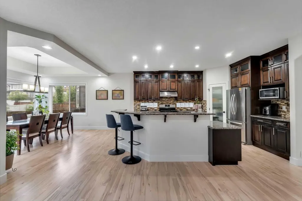 109 Evanscove Heights NW Calgary AB T3P0A4