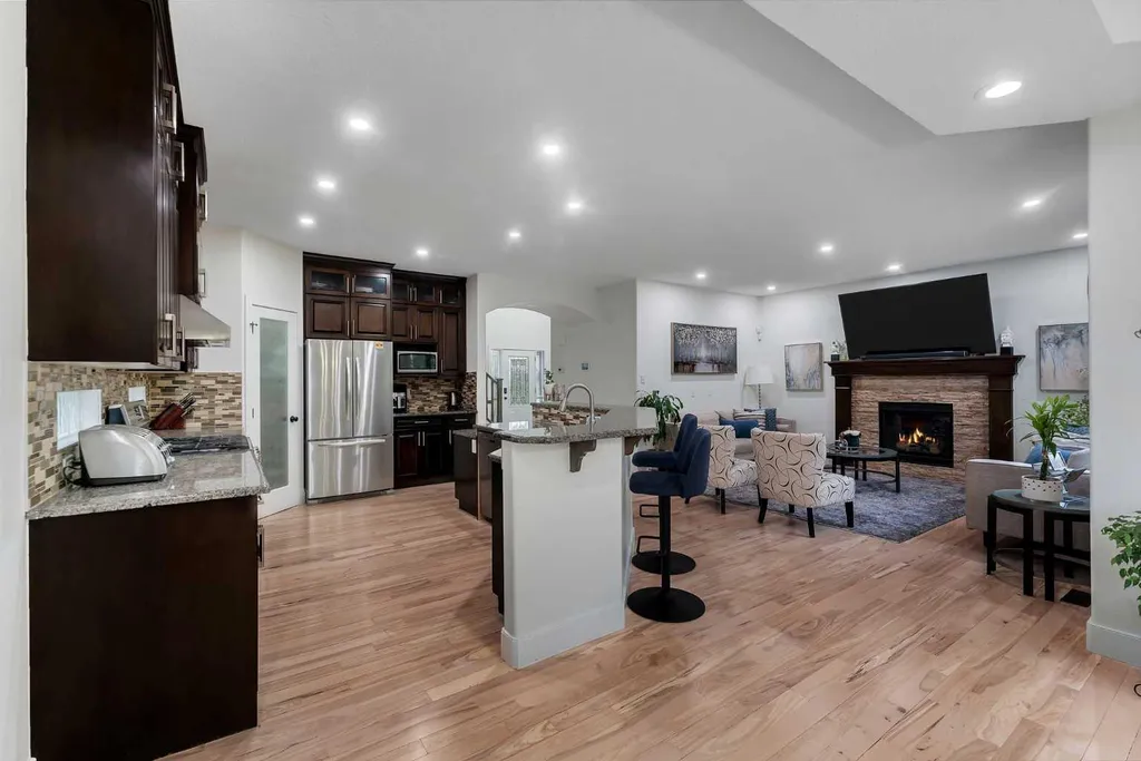 109 Evanscove Heights NW Calgary AB T3P0A4