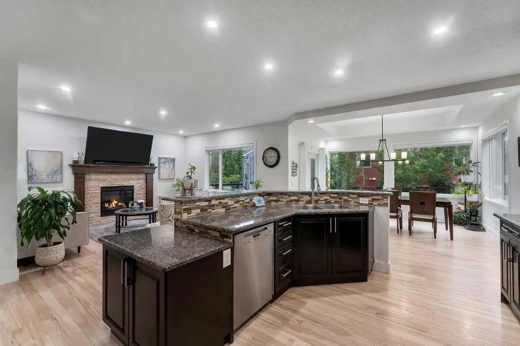 109 Evanscove Heights NW Calgary AB T3P0A4