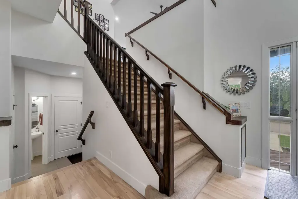 109 Evanscove Heights NW Calgary AB T3P0A4