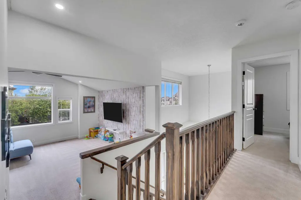 109 Evanscove Heights NW Calgary AB T3P0A4