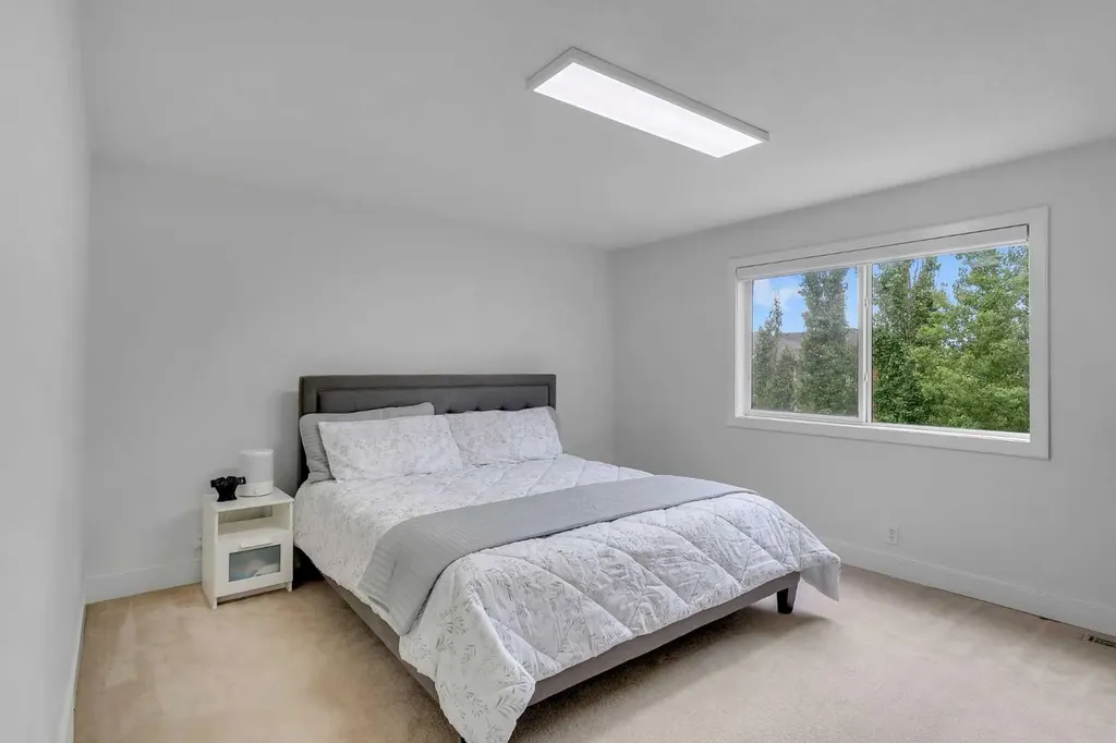 109 Evanscove Heights NW Calgary AB T3P0A4