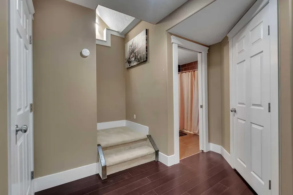 109 Evanscove Heights NW Calgary AB T3P0A4