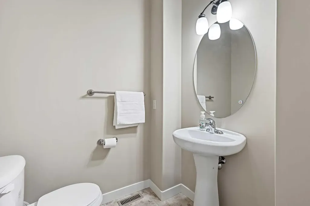 396 Tuscany Estates Rise NW Calgary AB T3L 0C5