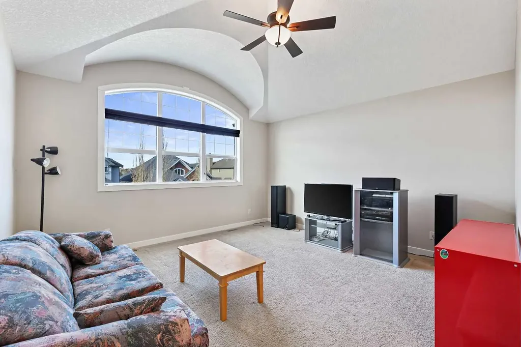 396 Tuscany Estates Rise NW Calgary AB T3L 0C5