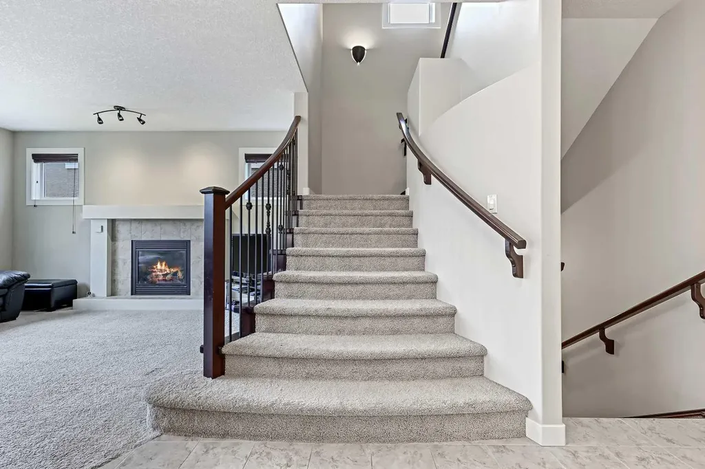 396 Tuscany Estates Rise NW Calgary AB T3L 0C5
