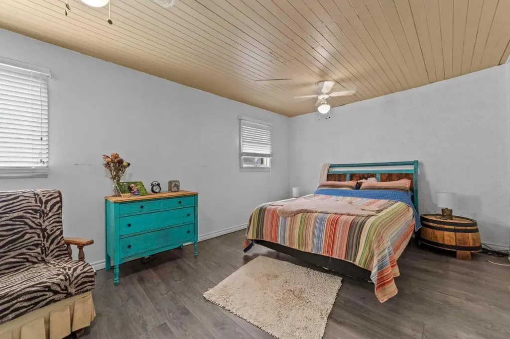 20 Township Road 484 Round Hill AB T0B 3Z0