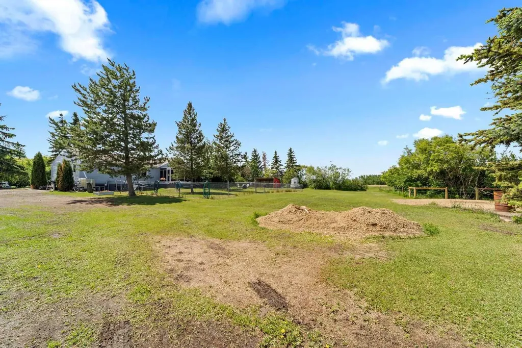20 Township Road 484 Round Hill AB T0B 3Z0
