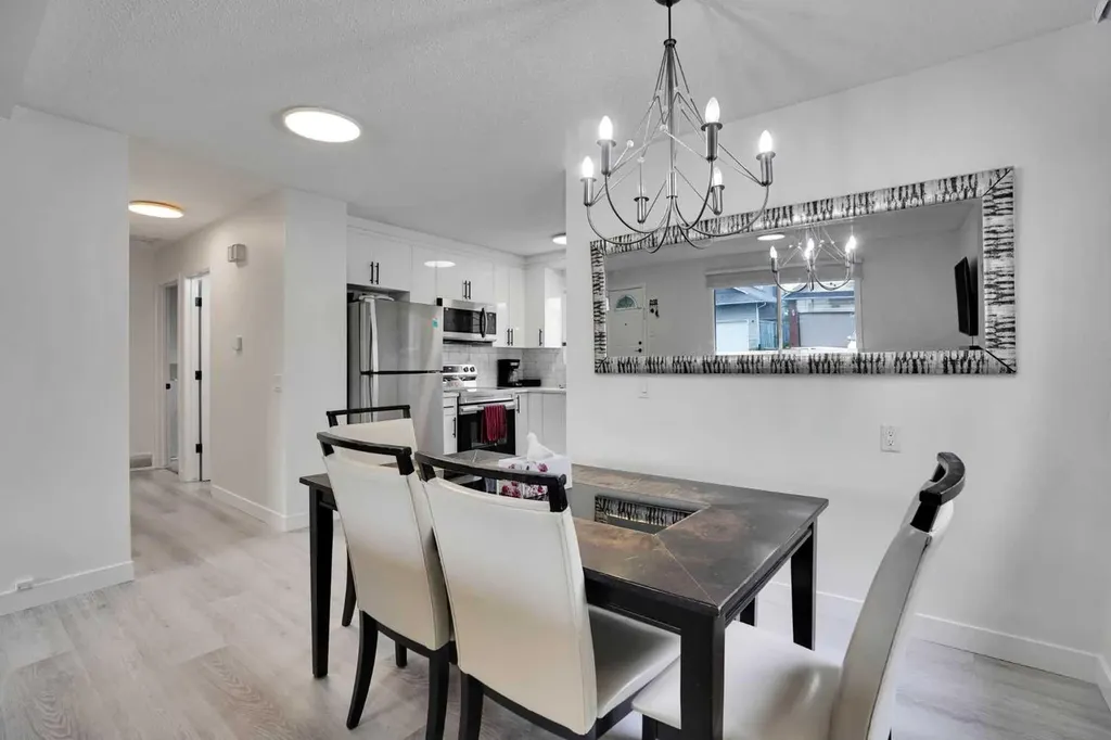3935 14 Avenue NE Calgary AB T2A 4A5