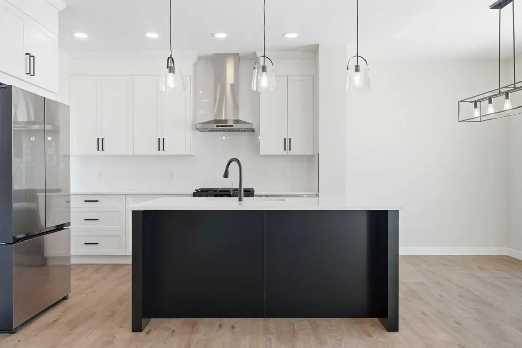 302 Kinniburgh Loop Chestermere AB T1X 3C3