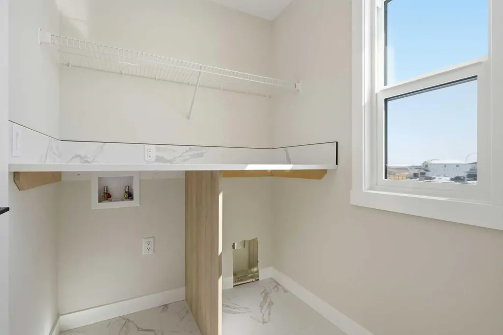 302 Kinniburgh Loop Chestermere AB T1X 3C3
