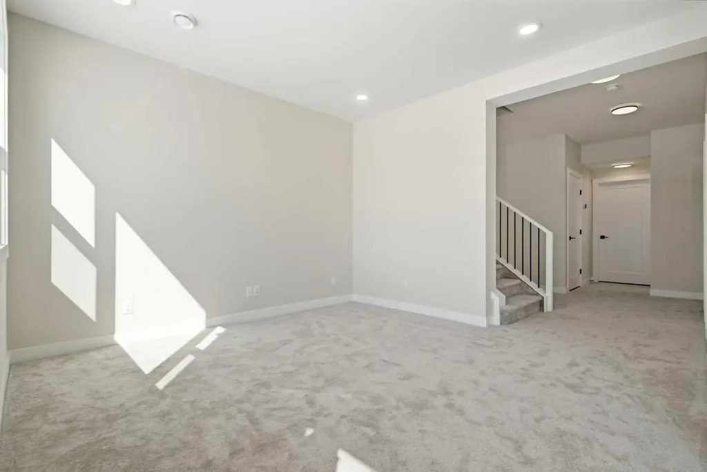 302 Kinniburgh Loop Chestermere AB T1X 3C3